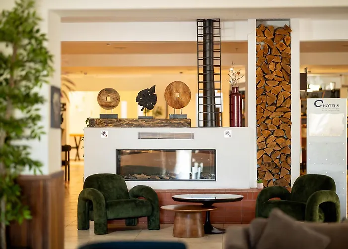 C Hotel Neve Ilan