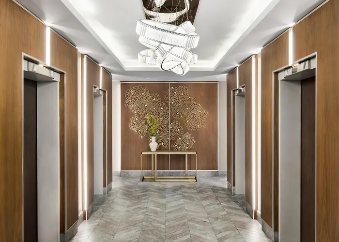 Crowne Plaza Toronto Airport By Ihg