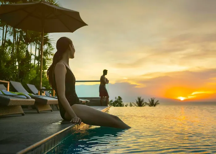Holiday Inn By Ihg