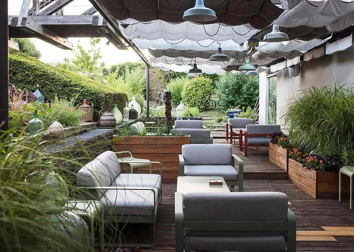 Aux Terrasses Hotel Tournus
