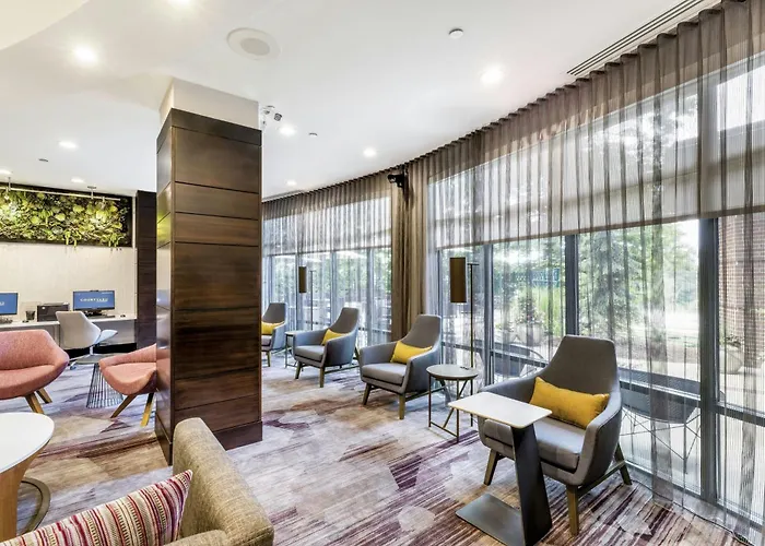 Courtyard By Marriott Boston Waltham