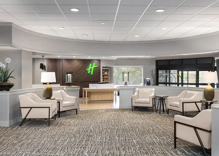 Holiday Inn Hotel & Suites Des Moines-Northwest By Ihg