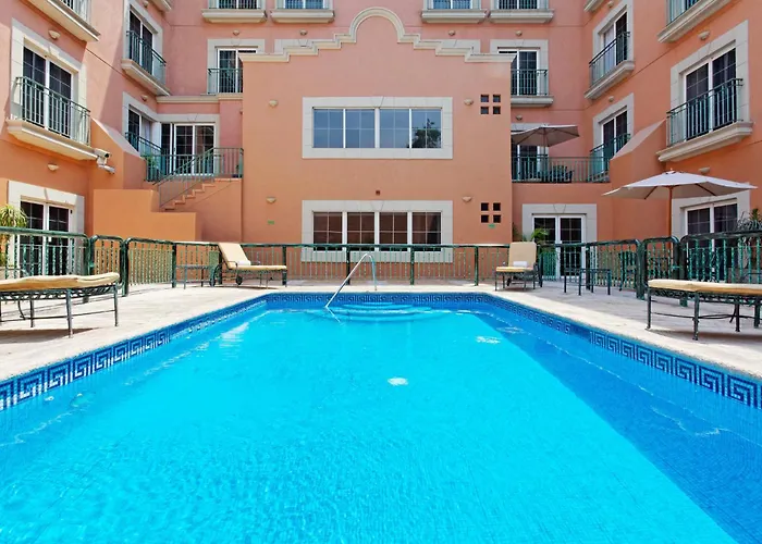 Holiday Inn Express Monterrey Galerias-San Jeronimo By Ihg