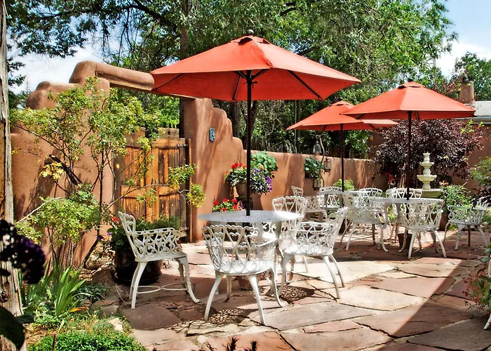 The Parador Farmhand 1 Downtown