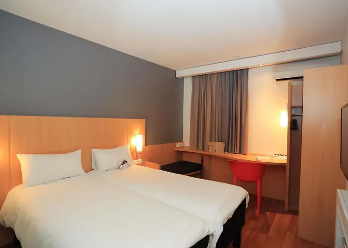 Ibis Aurillac