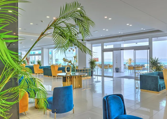 King Evelthon Beach Hotel & Resort