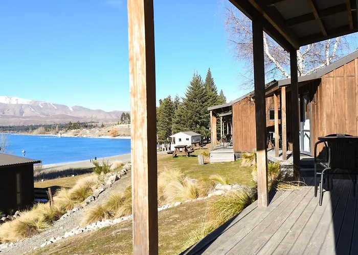 Lakes Edge Holiday Park