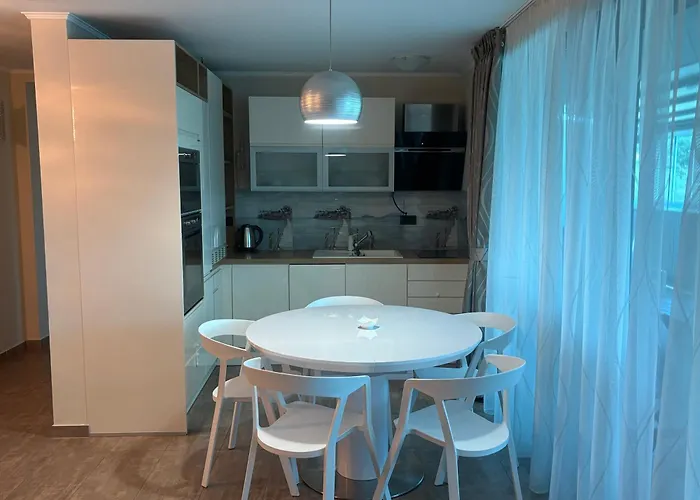 Hotel Petrcane