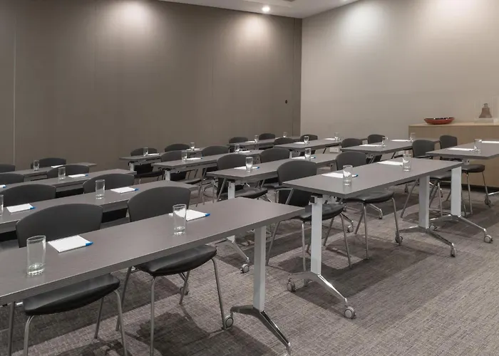 Holiday Inn Express & Suites Silao Aeropuerto Terminal By Ihg