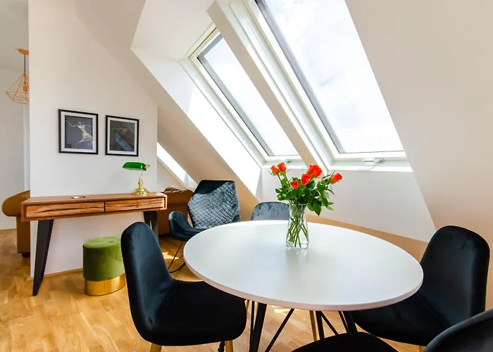Grand Quarters City Residence