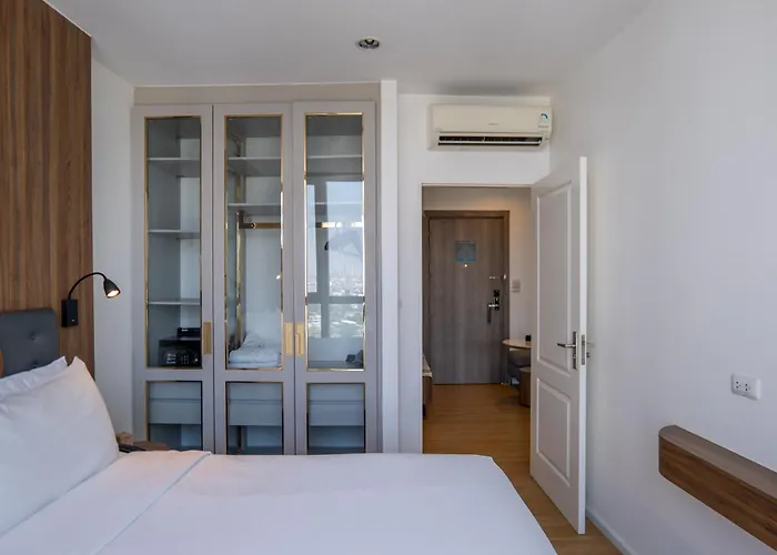 Oakwood Suites Tiwanon Bangkok