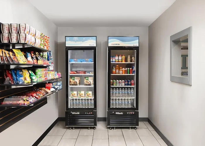 Garner Hotel Albuquerque Airport By Ihg