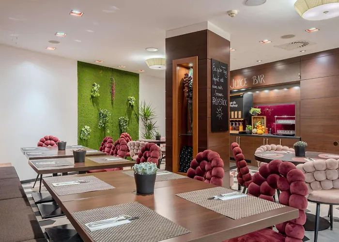 Mercure City