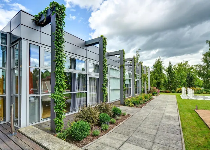 Holiday Inn Airport By Ihg