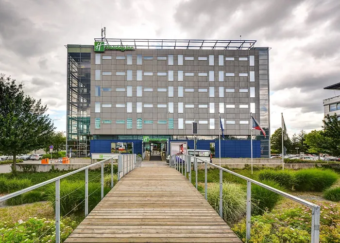 Holiday Inn Airport By Ihg