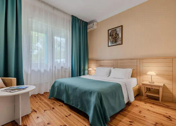 Seasons Spa Boutique Hotel