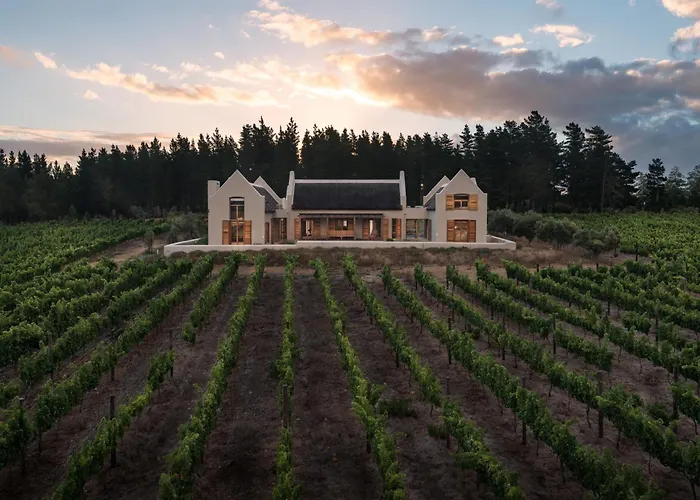Lalapanzi Lodge