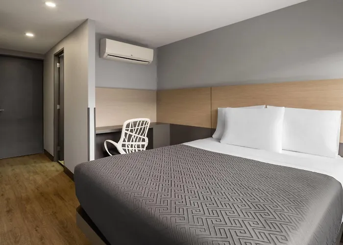Hotel Mx Aeropuerto Cdmx, Trademark Collection By Wyndham