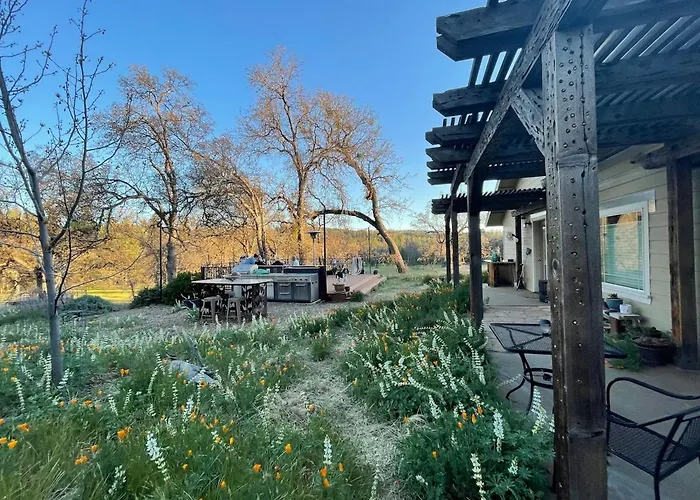 Red Tail Ranch