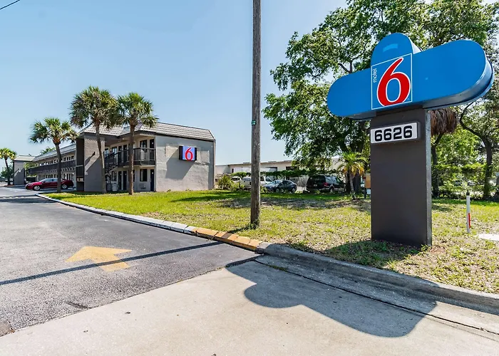 Motel 6 Tampa Near Fairgrounds - Casino