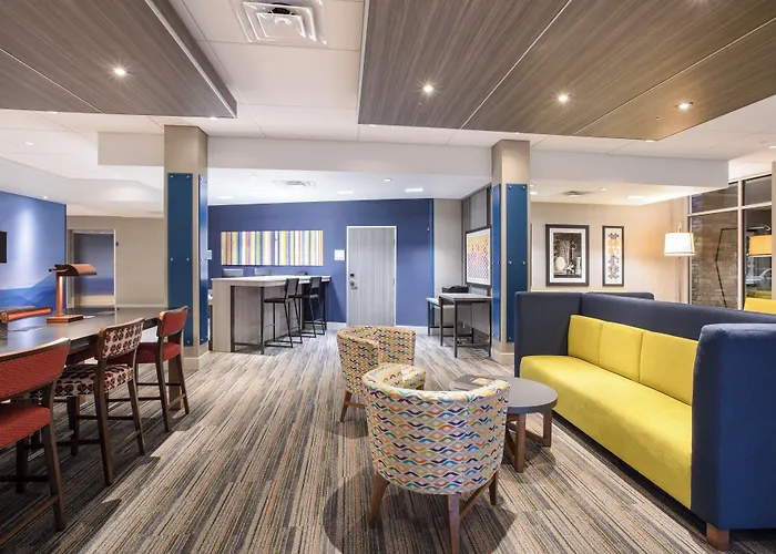Holiday Inn Express & Suites - Denver Ne - Brighton By Ihg