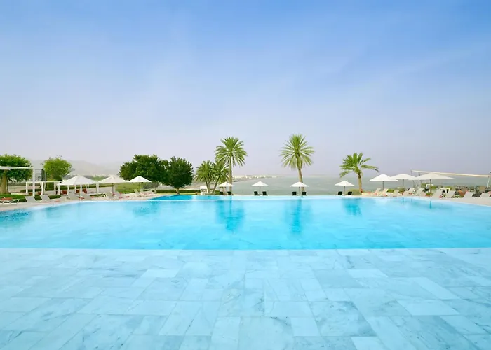 Crowne Plaza Muscat By Ihg