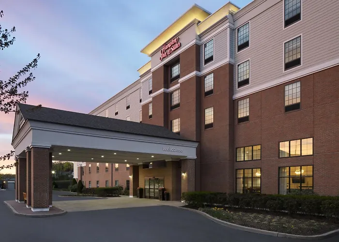 Hampton Inn & Suites Yonkers - Westchester