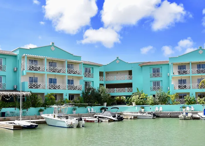 Ocean Breeze Boutique &Marina