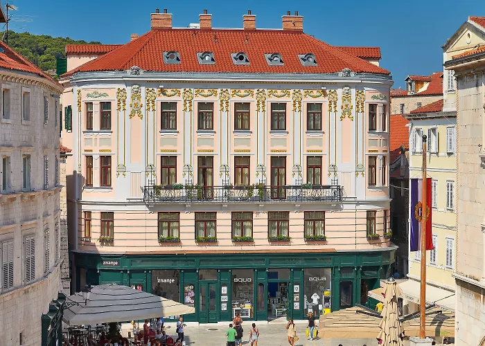 Piazza Heritage Hotel