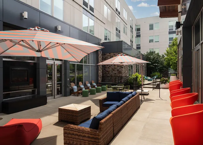 Aloft Beachwood