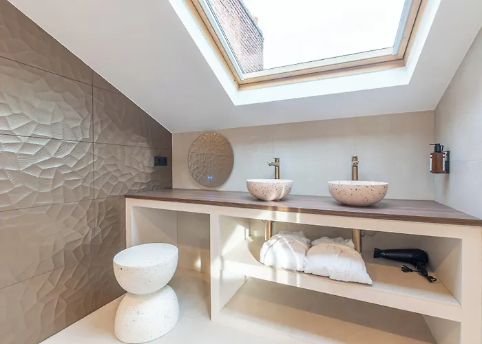 Atypik Hotel Clichy