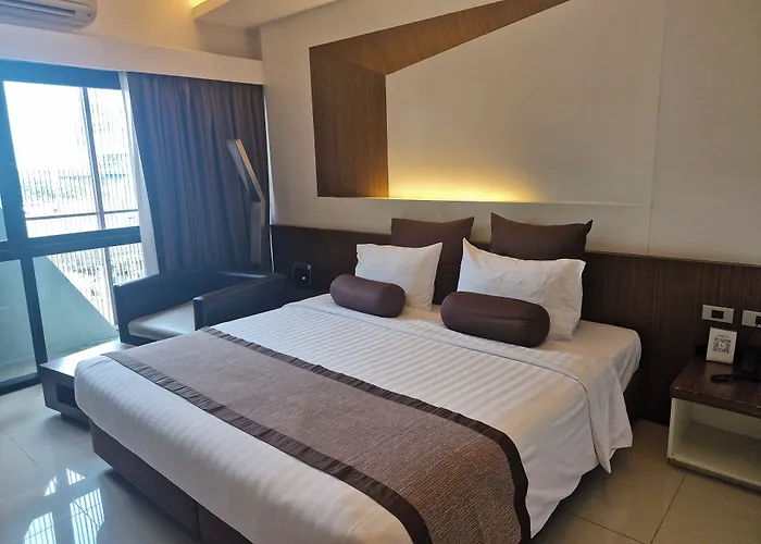 Nine Forty One Hotel