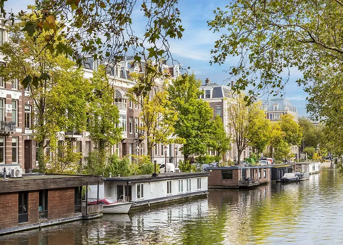 Amstel Corner