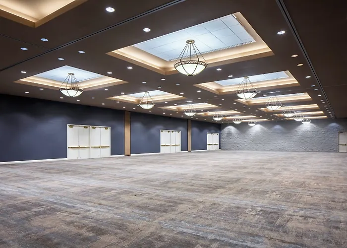 Macon Marriott City Center