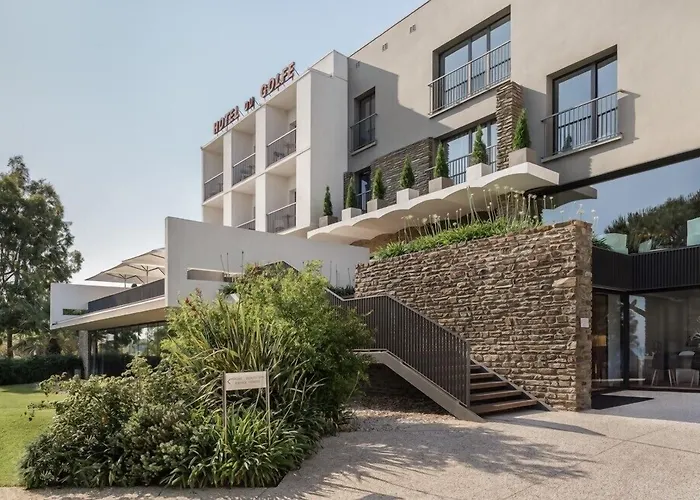 Grand Hotel Du Golfe - Spa & Restaurant Collioure