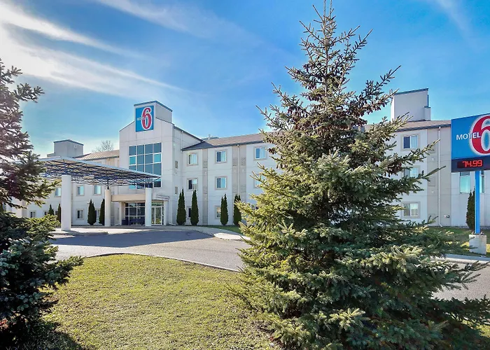 Motel 6-Peterborough, On