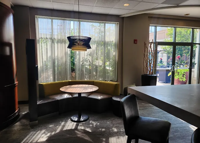 Courtyard By Marriott Silver Spring Downtown