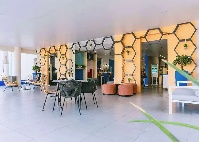 Tryp By Wyndham Aruba (Adults Only) Hotel Palm Beach