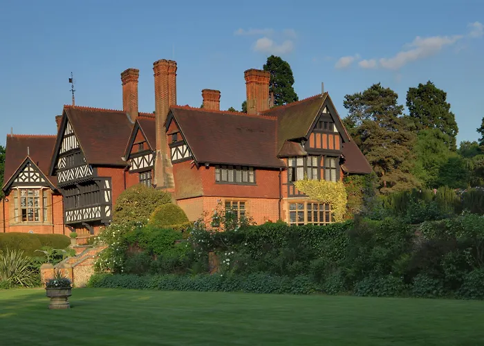 Best Western Plus Grim'S Dyke Hotel