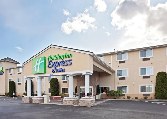 Holiday Inn Express s & Suites Burlington By Ihg