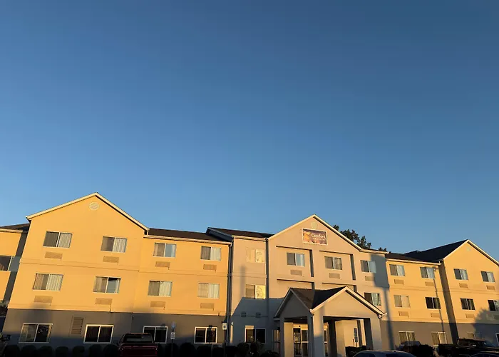 Fairfield Inn & Suites Lima