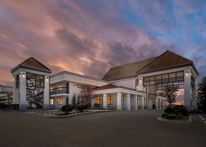 Best Western Vista Inn At The Airport