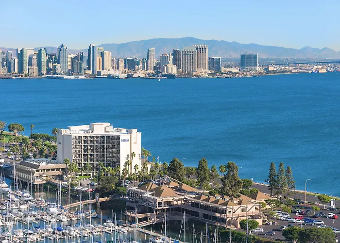 Hilton San Diego Airport/Harbor Island