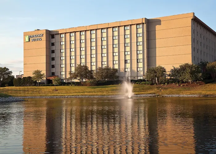 Embassy Suites By Hilton Chicago Woodfield