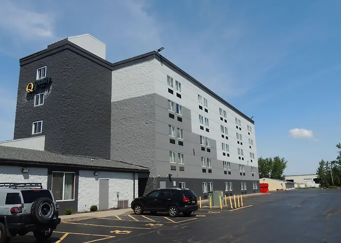 Quality Inn Rochester West