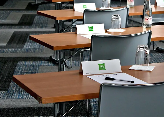 Hotel ibis Styles Avignon Sud