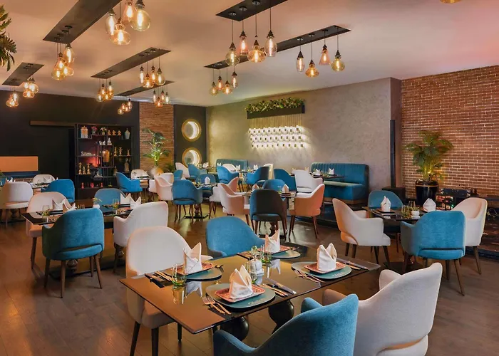 Mövenpick Hotel Cairo - Media City Giza