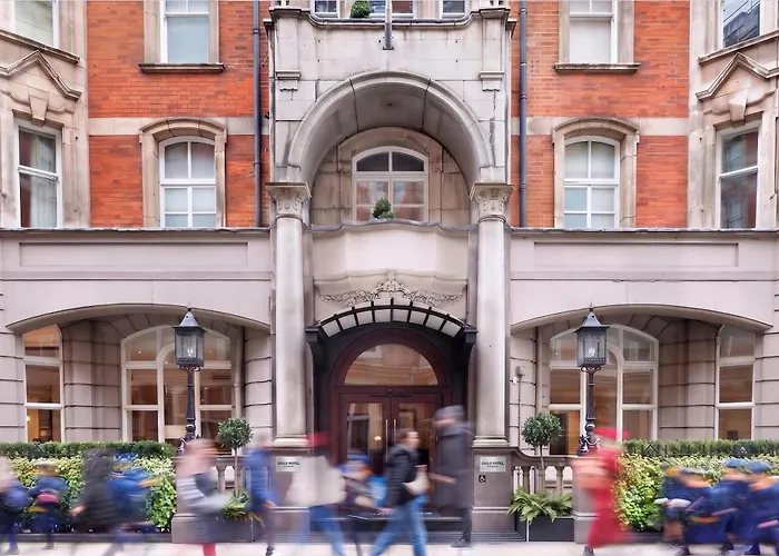 Radisson Blu , Tottenham Court Road
