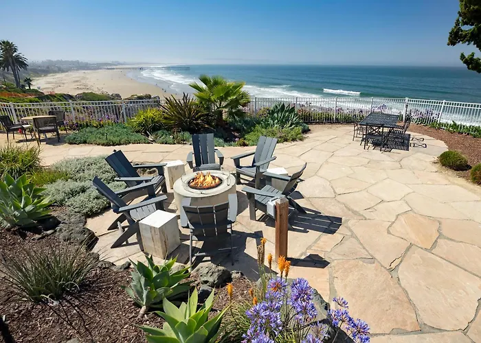 Cottage Inn By The Sea