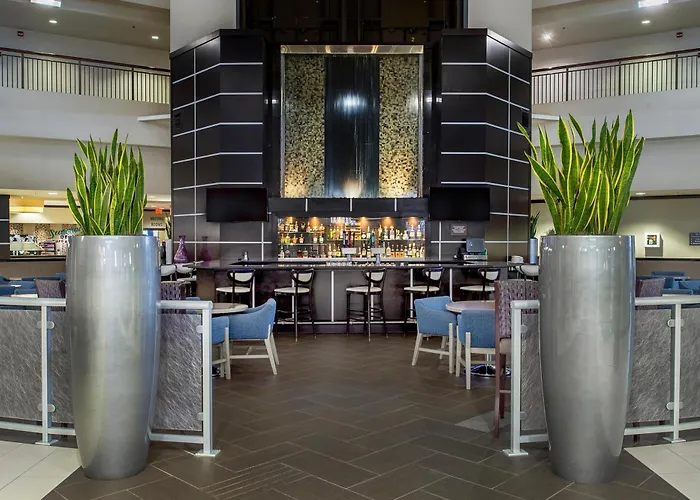Embassy Suites By Hilton St Louis Airport